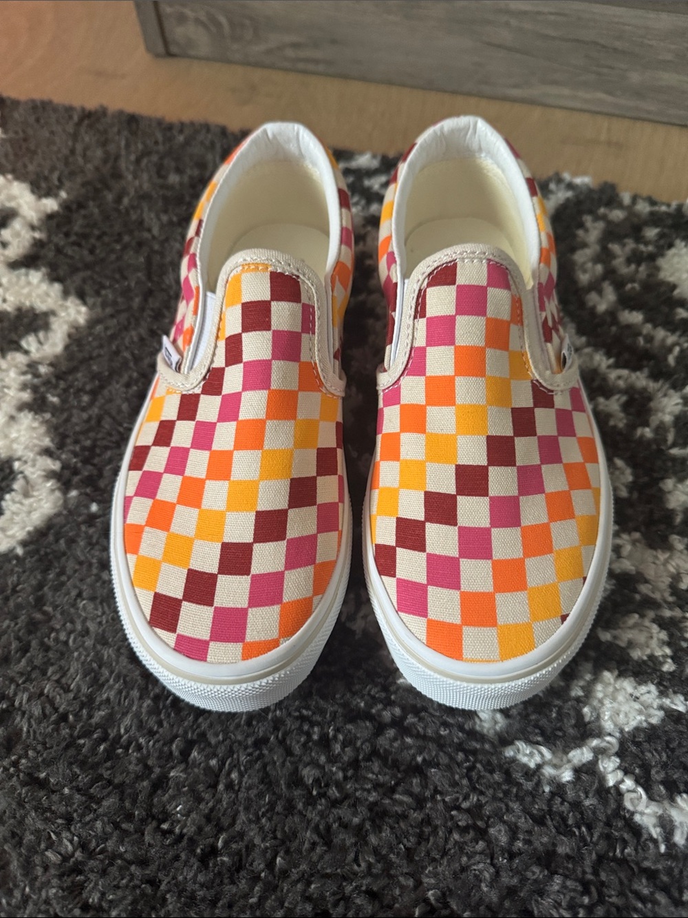 Vans kids Slip-On Checkerboard Canvas Sneakers in Pink, Orange Burgundy new! 2.5